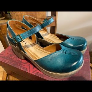 Jafa 702, teal Clog